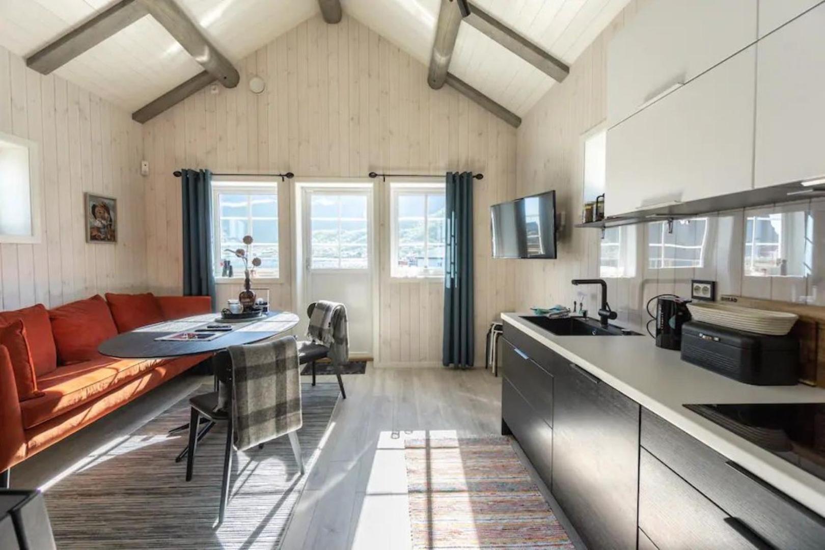 Madelhea Cabin- Seaview Lodge Reine Exteriér fotografie